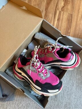 Balenciaga Triple S Pink Sneakers sz 36